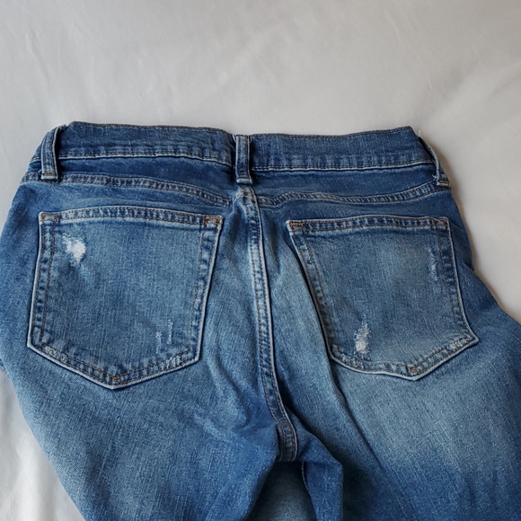 GAP - Picture 5 of 7